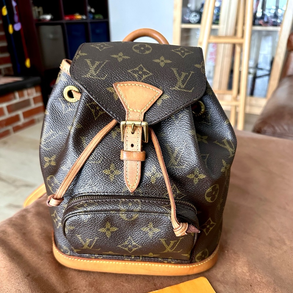 Louis Vuitton Montsouris pm backpack